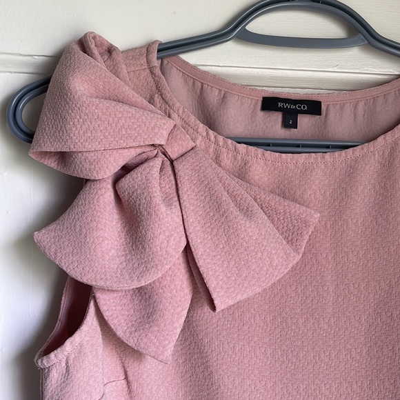 Size 2 RW&Co. Pink Bow Dress with pockets - Picture 3 of 7